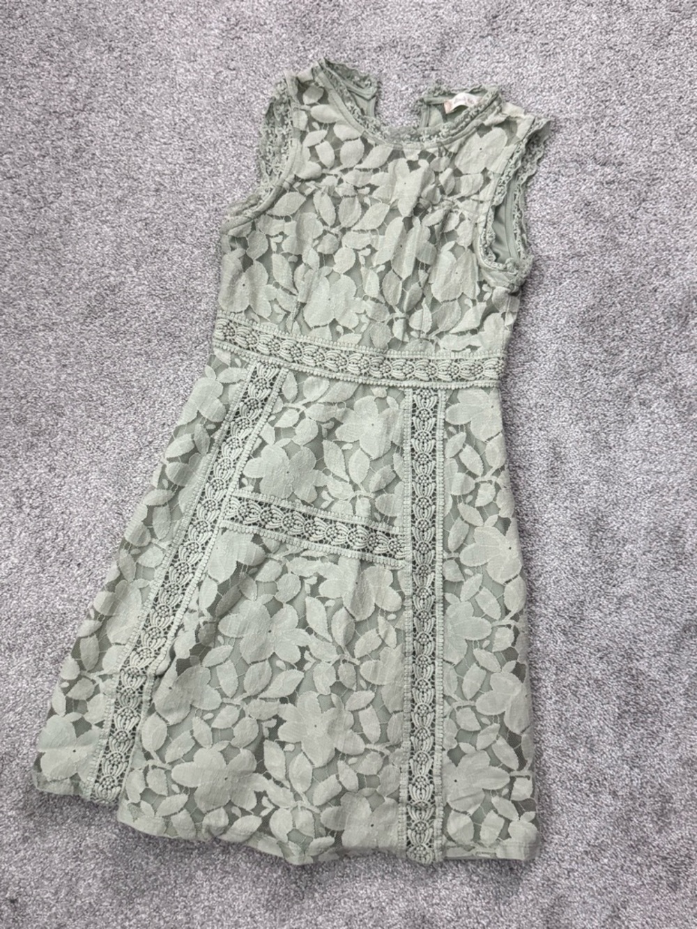 Altar’d State Sleeveless Lace Overlay Dress in Sage Green | Homecoming dress